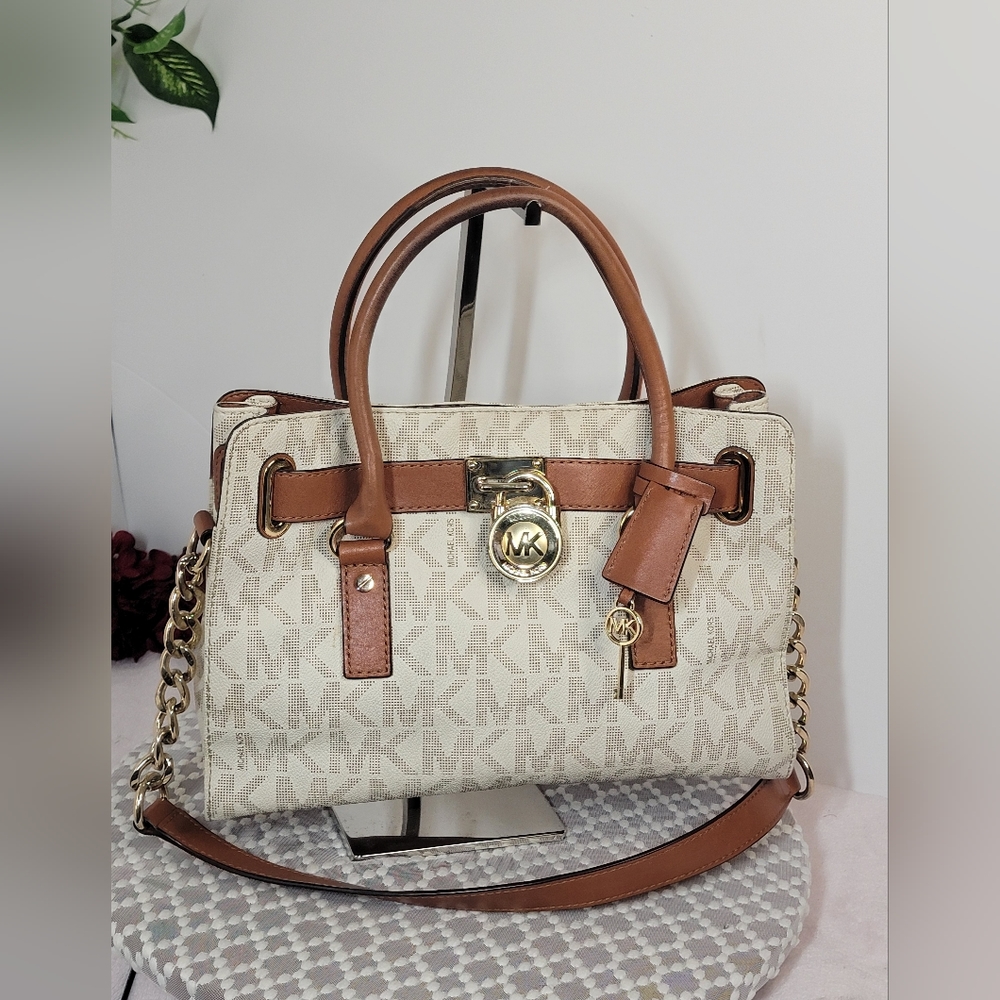 EUC Michael Kors Leather Shoulder /Crossbody bags - Picture 3 of 12